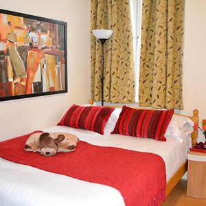 Kamer met een King Size Bed
